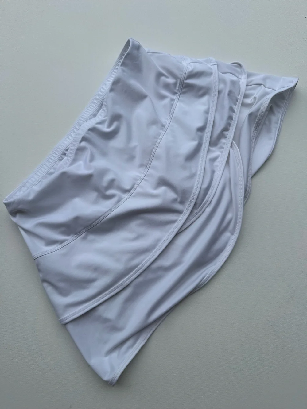 Lucky in‎ Love White Scallop Mini Skirt with Shorts, Size M